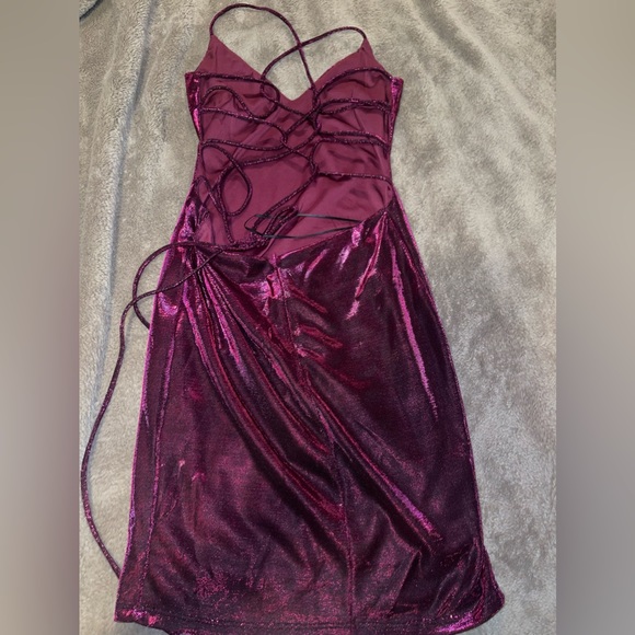 Mini dress - Picture 2 of 2